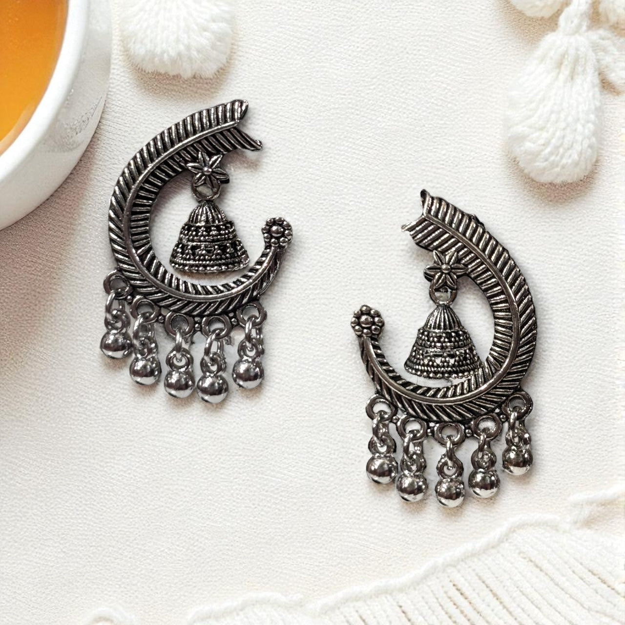 Minimalist Music Note Charm Necklace