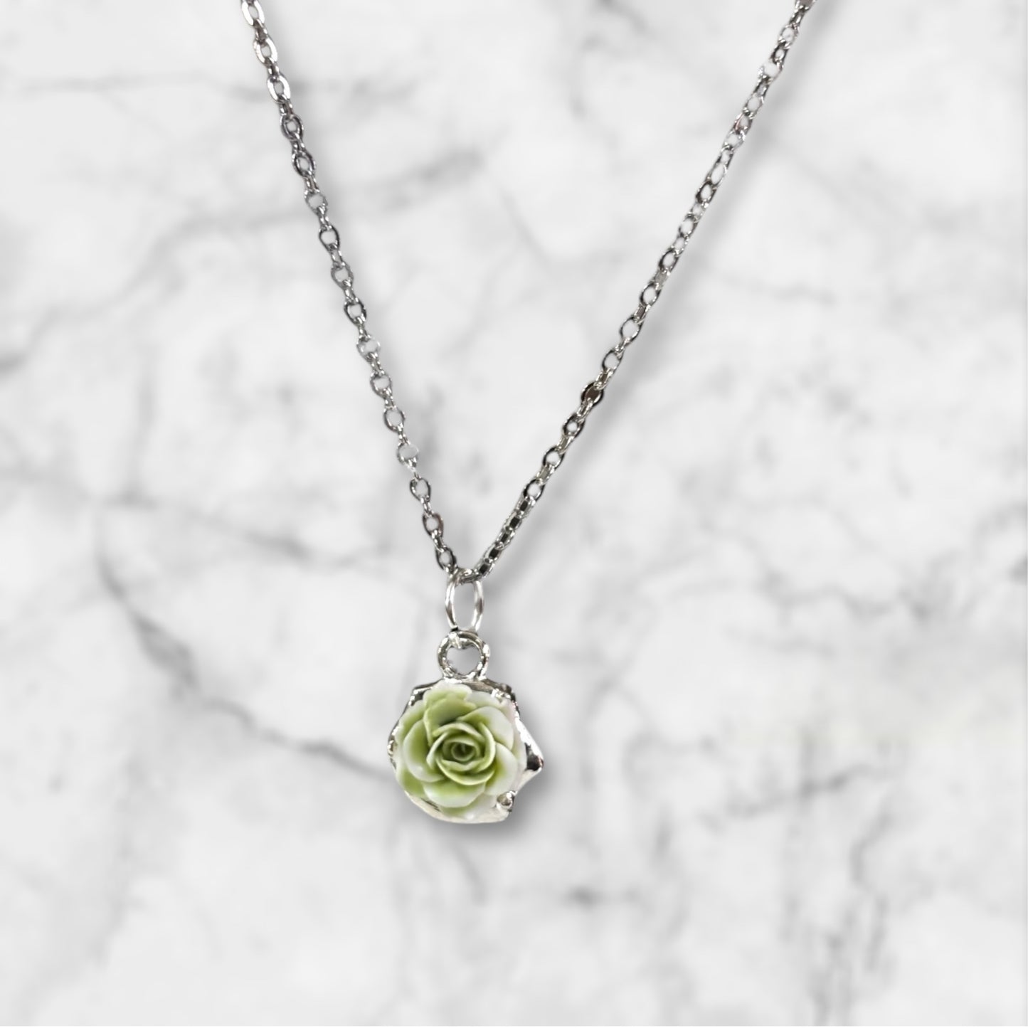 Minimalist Botanical Flower Necklace
